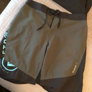 3 Reebok Training Shorts (2 Green / 1 Blue))